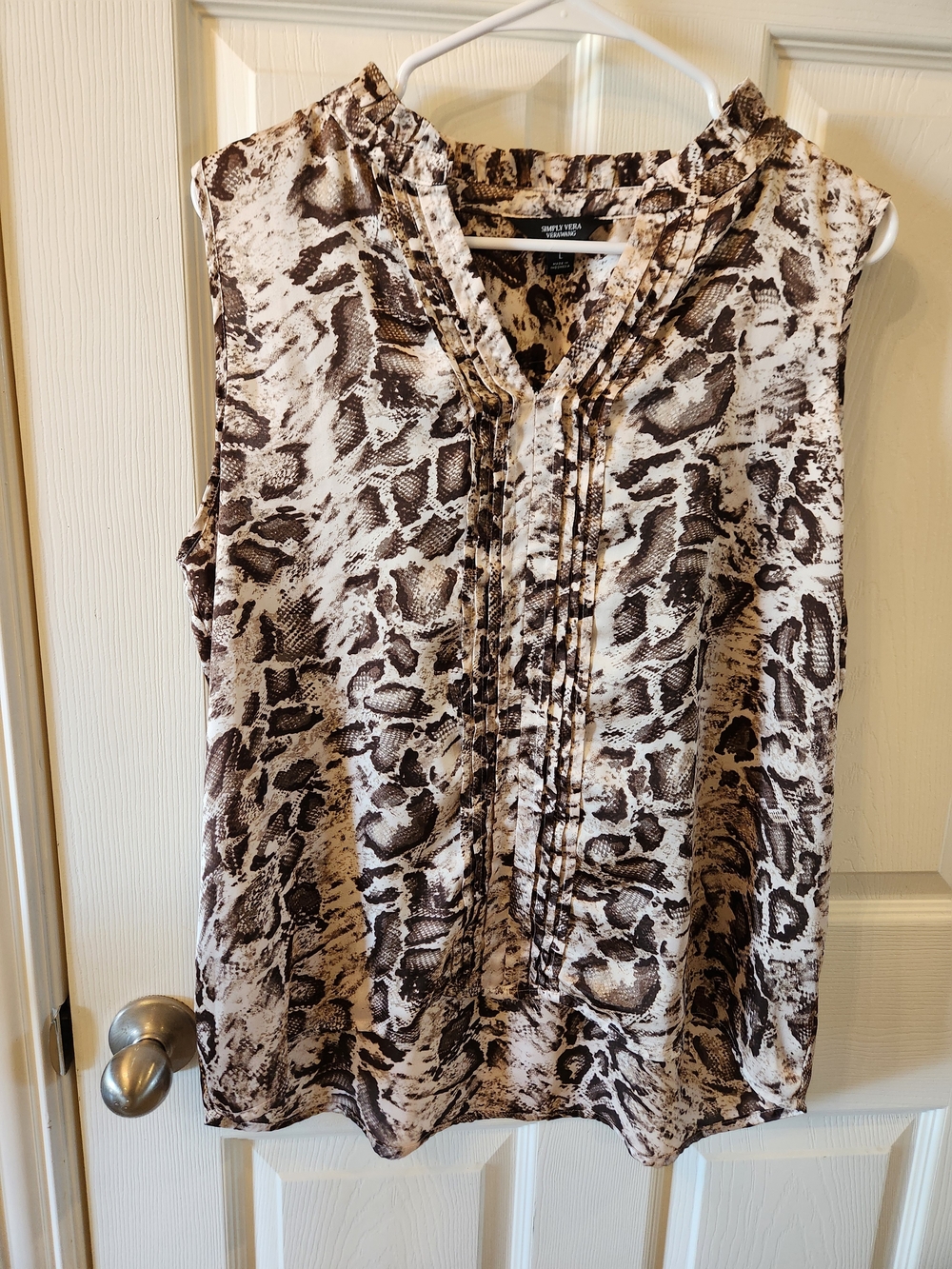 Simply Vera Vera Wang  Animal Snake-Print Earthy tones Sleeveless Tank Blouse, L